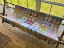 Load image into Gallery viewer, Arrows Quilt