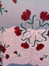 Load image into Gallery viewer, Flower Applique Quilt