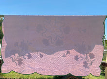 Load image into Gallery viewer, Flower Applique Quilt