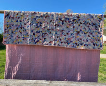 Load image into Gallery viewer, Triangles Quilt