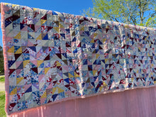 Load image into Gallery viewer, Triangles Quilt