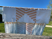 Load image into Gallery viewer, Lone Star Quilt
