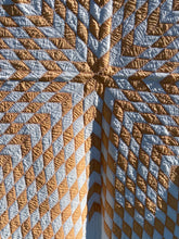 Load image into Gallery viewer, Lone Star Quilt