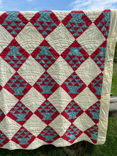 Load image into Gallery viewer, Flower Basket Quilt