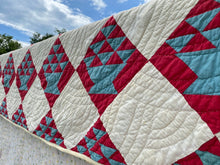 Load image into Gallery viewer, Flower Basket Quilt