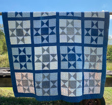 Load image into Gallery viewer, Ohio Star Quilt