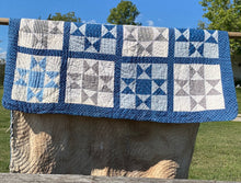 Load image into Gallery viewer, Ohio Star Quilt
