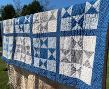 Load image into Gallery viewer, Ohio Star Quilt