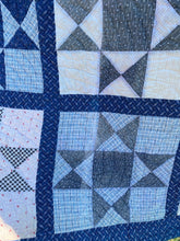 Load image into Gallery viewer, Ohio Star Quilt