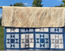 Load image into Gallery viewer, Ohio Star Quilt