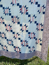 Load image into Gallery viewer, Evening Star Quilt