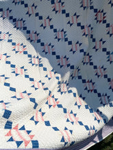 Load image into Gallery viewer, Evening Star Quilt