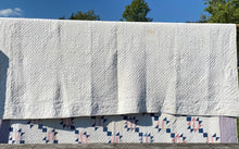 Load image into Gallery viewer, Evening Star Quilt