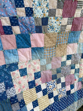 Load image into Gallery viewer, Carmen's Block (1939) Quilt