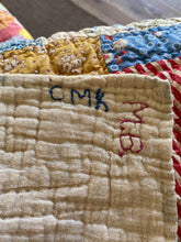 Load image into Gallery viewer, Fence Rail Quilt
