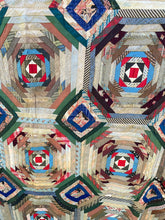 Load image into Gallery viewer, Pineapple Log Cabin Quilt
