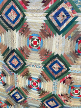Load image into Gallery viewer, Pineapple Log Cabin Quilt
