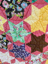 Load image into Gallery viewer, Six Point Star Quilt
