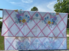 Load image into Gallery viewer, Pink Lattice Flower Applique Quilt
