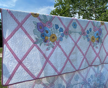 Load image into Gallery viewer, Pink Lattice Flower Applique Quilt
