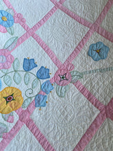 Load image into Gallery viewer, Pink Lattice Flower Applique Quilt
