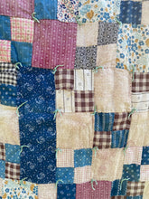 Load image into Gallery viewer, Carmen&#39;s Block (1939) Quilt
