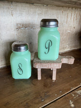 Load image into Gallery viewer, Vintage Style Jadeite Salt and Pepper Shakers
